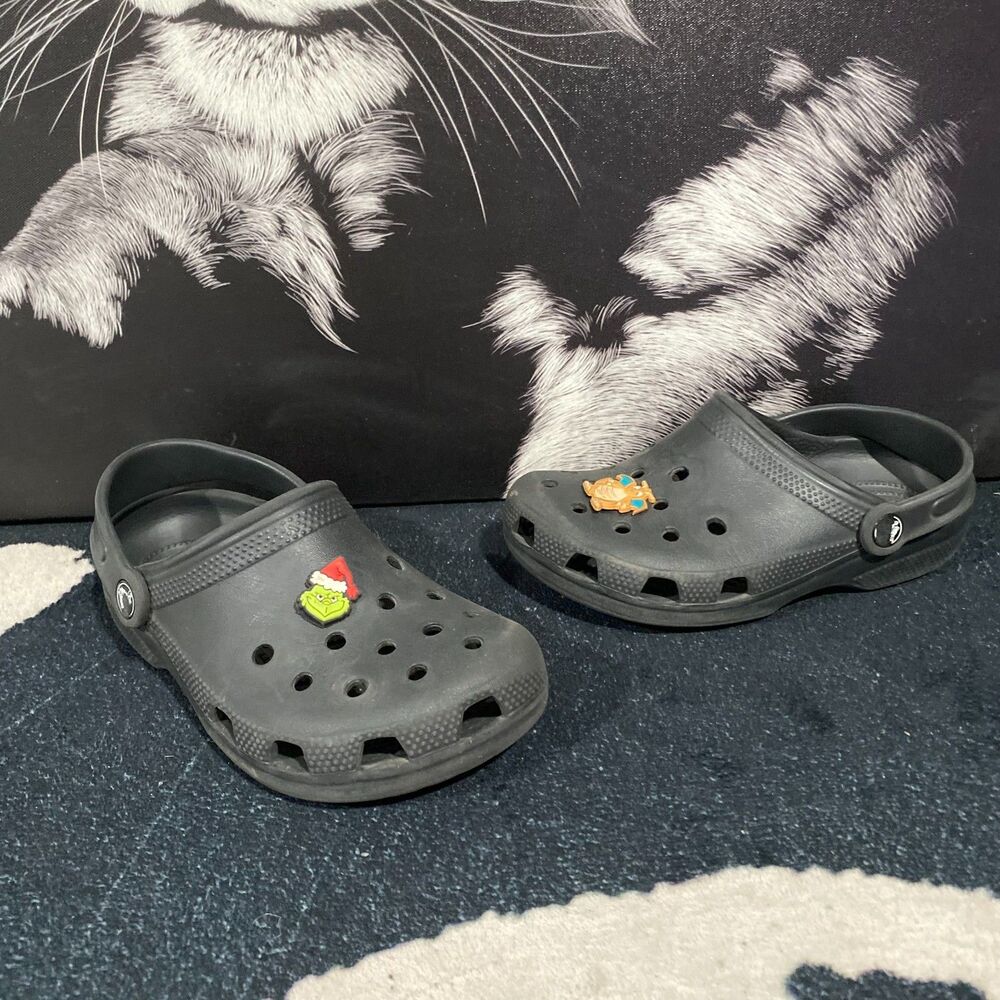 Crocs Clog Shoes Unisex Kids 2 Black Rubber Jibbitz Charms Casual Slingback